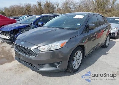 2018 Ford Focus Se z USA, uszkodzony, nr VIN 1FADP3FE0JL216311